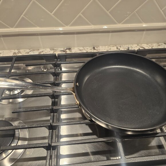 All Clad 10 inch in. 26 cm Non Stick Frying Pan Spots Scratches as shown Metal W - Picture 1 of 15